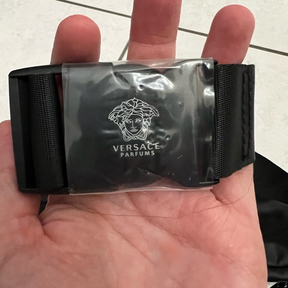 Versace Parfums cross body belt bag - Picture 3 of 4
